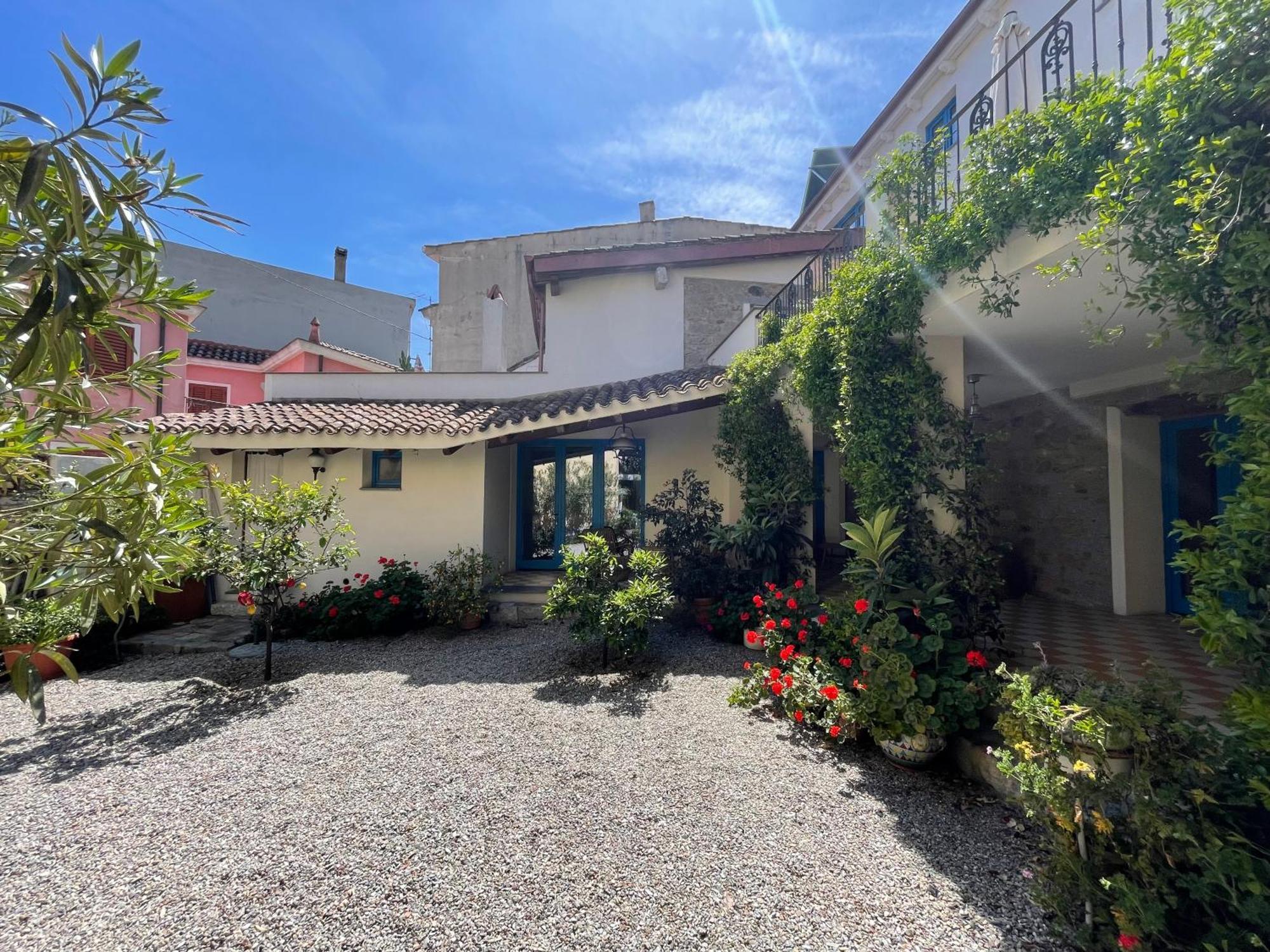Il Carrubo & Spa Bari Sardo Exterior foto
